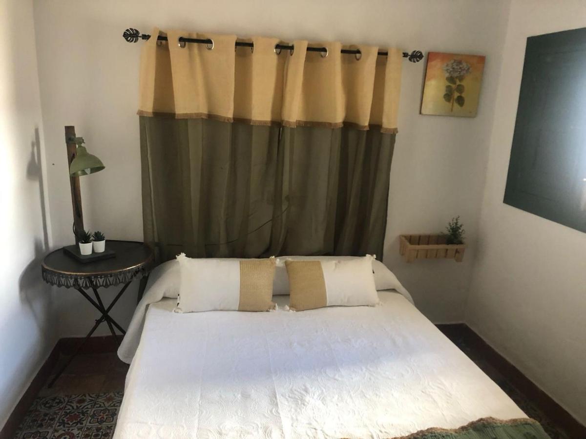 Вилла Complejo Cortijo Rural El Puntal Теба Экстерьер фото