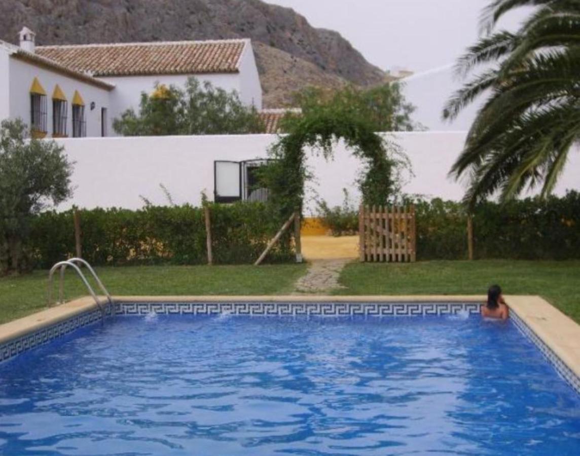 Вилла Complejo Cortijo Rural El Puntal Теба Экстерьер фото