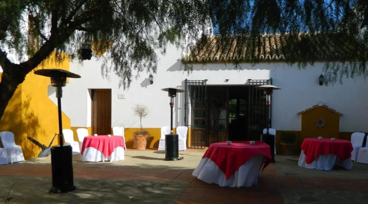 Вилла Complejo Cortijo Rural El Puntal Теба Экстерьер фото
