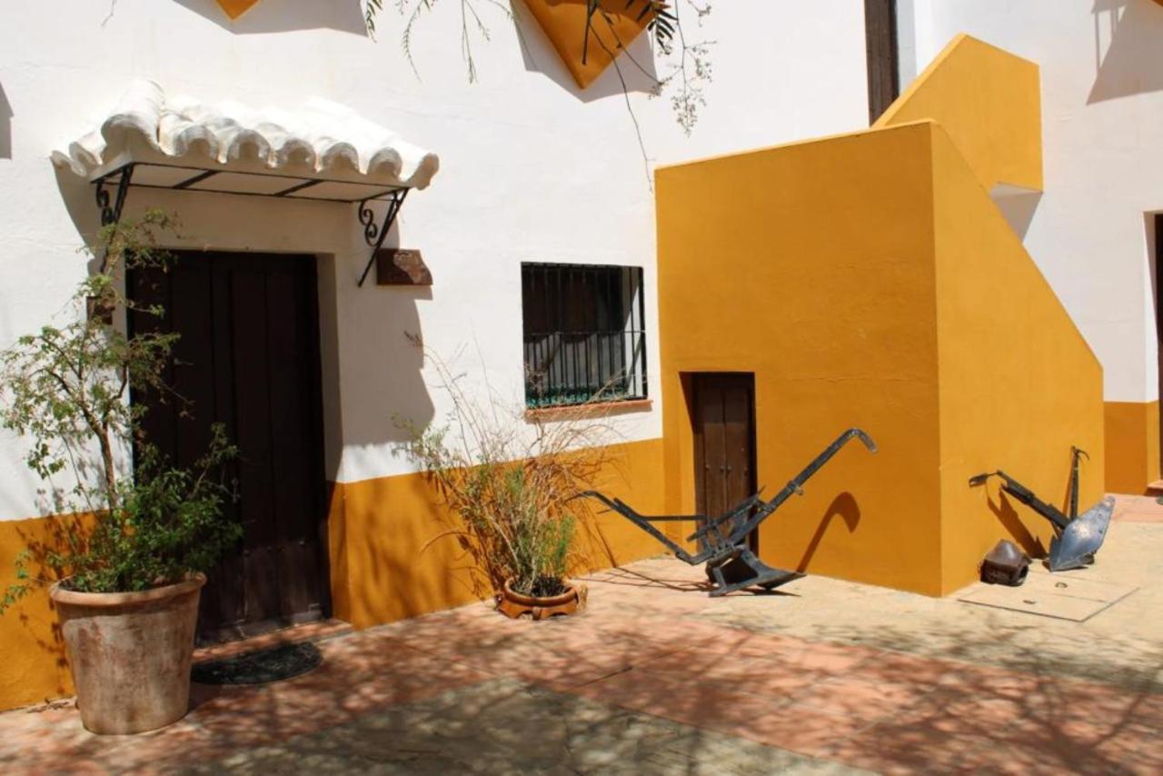Вилла Complejo Cortijo Rural El Puntal Теба Экстерьер фото