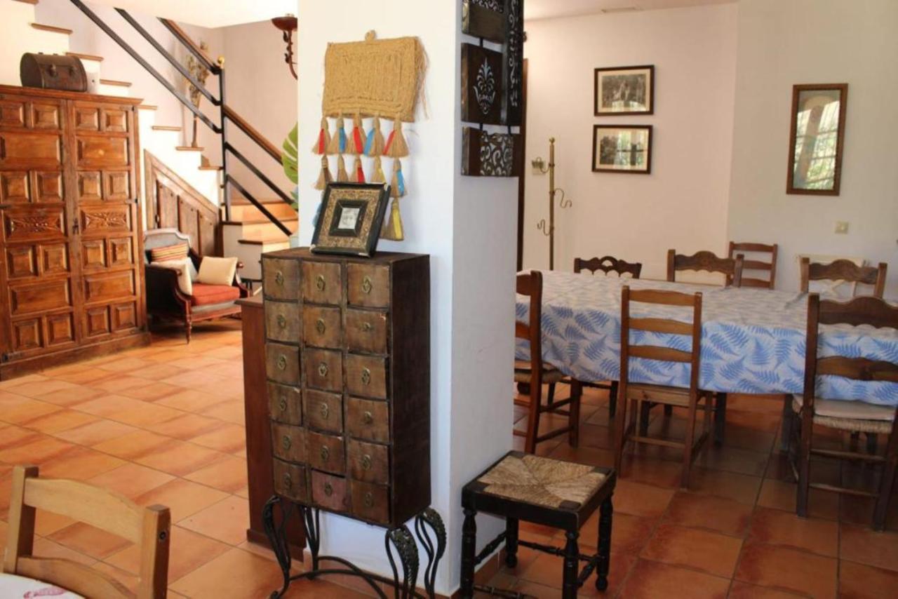 Вилла Complejo Cortijo Rural El Puntal Теба Экстерьер фото